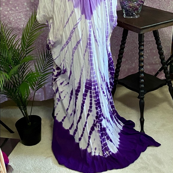 NWOT caftan style dress, purples on white, nice style, fit and color, very long - Picture 11 of 14